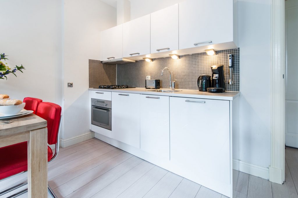 One Bedroom Apartment 4 Persons Short Stay Group