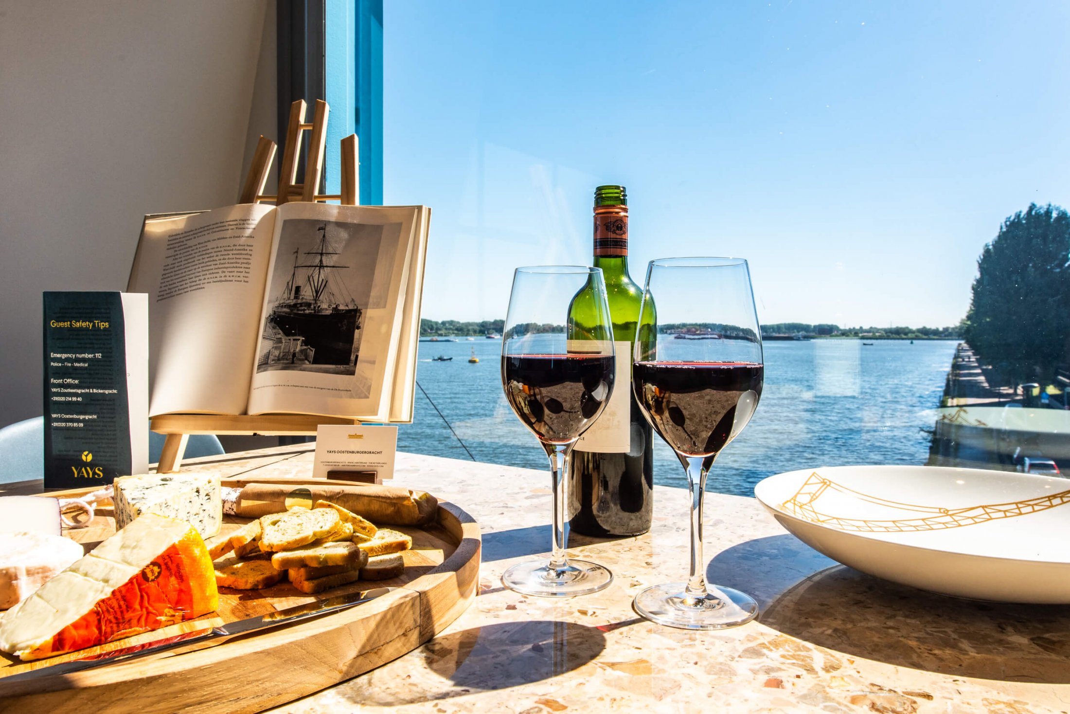 The Yays - Crane Apartment - dining area 