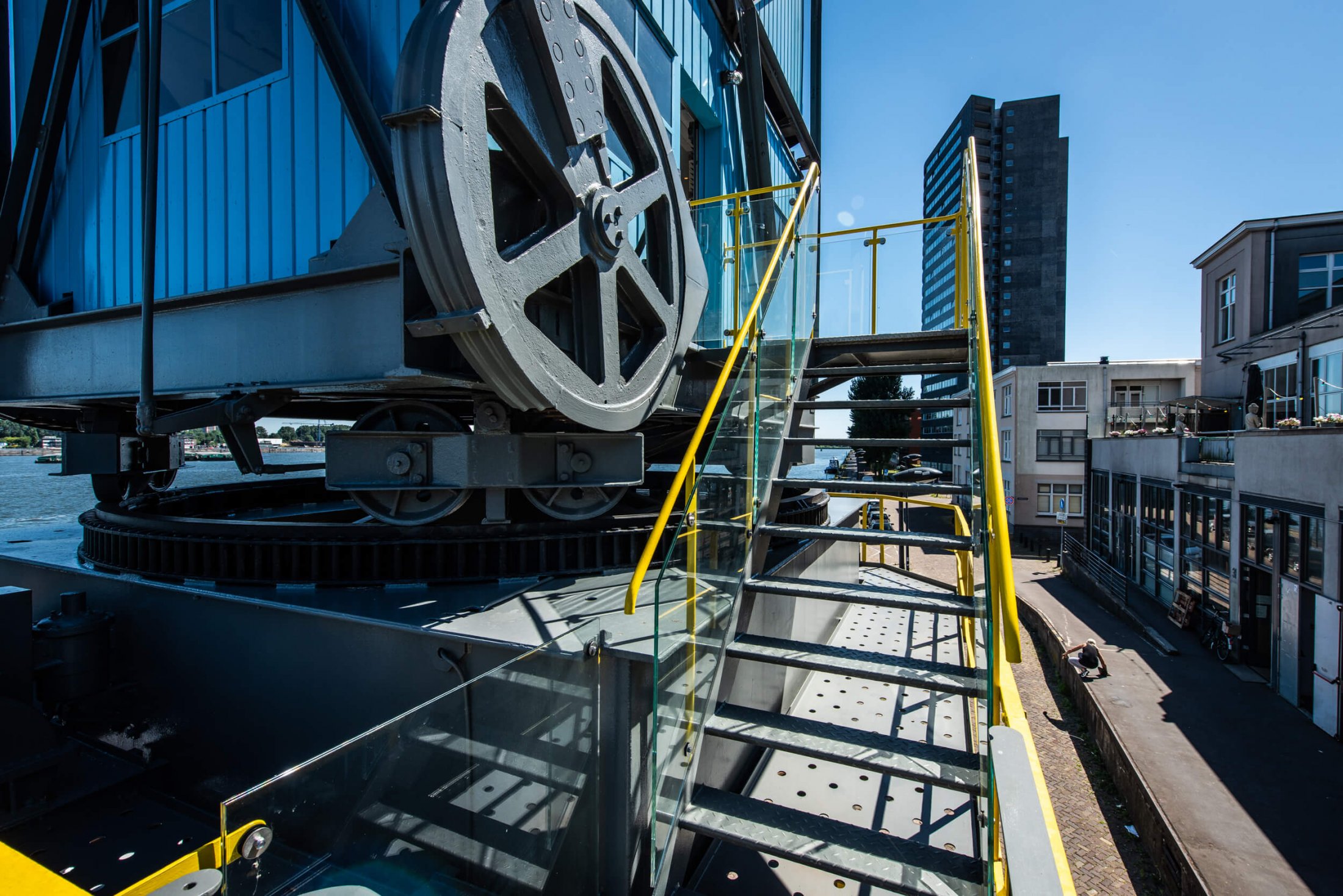 The Yays - Crane Apartment - exterior 