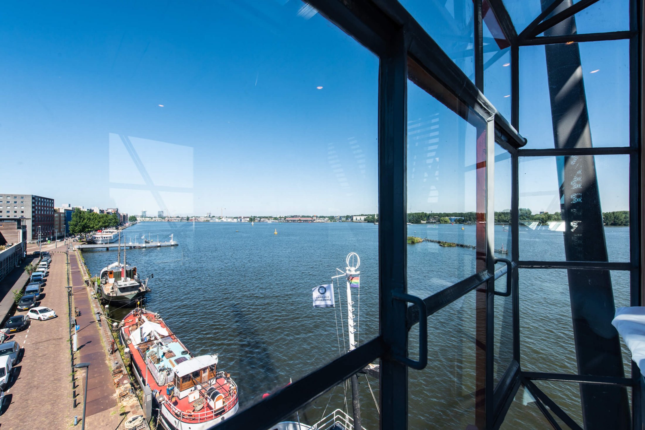 The Yays - Crane Apartment - view 