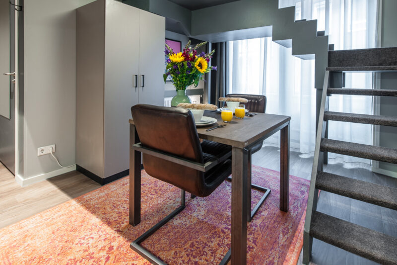 Yays Oostenburgergracht, Amsterdam, Duplex Studio apartment type, Dining