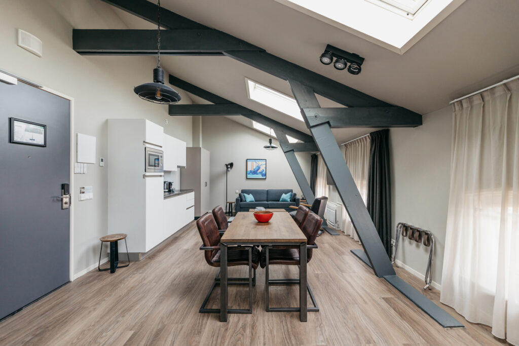 Yays Oostenburgergracht, Amsterdam, Family Room apartment type, Dining Room