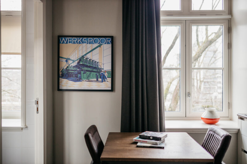 Yays Oostenburgergracht, Amsterdam, Loft apartment type, Dining table