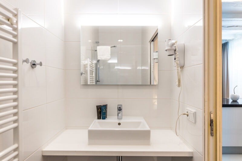 Yays Zoutkeetsgracht, Amsterdam, One-Bedroom Comfort A Apartment Type, Bathroom