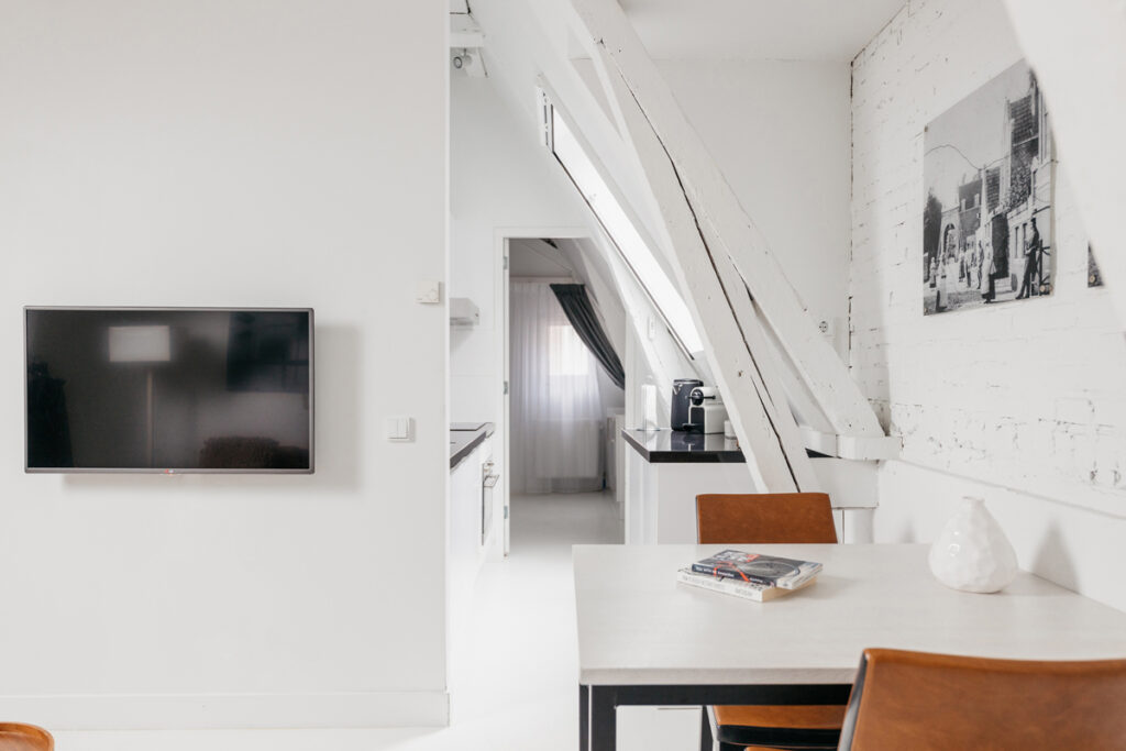 Yays Zoutkeetsgracht, Amsterdam, One-Bedroom Apartment Type, Dining Table