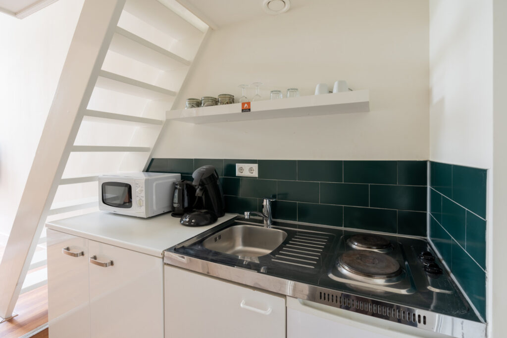 AMS-Dockside-Flats-Duplex2-kitchen