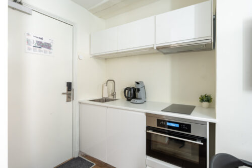 AMS-Dockside-flats-studio-essen-kitchen2