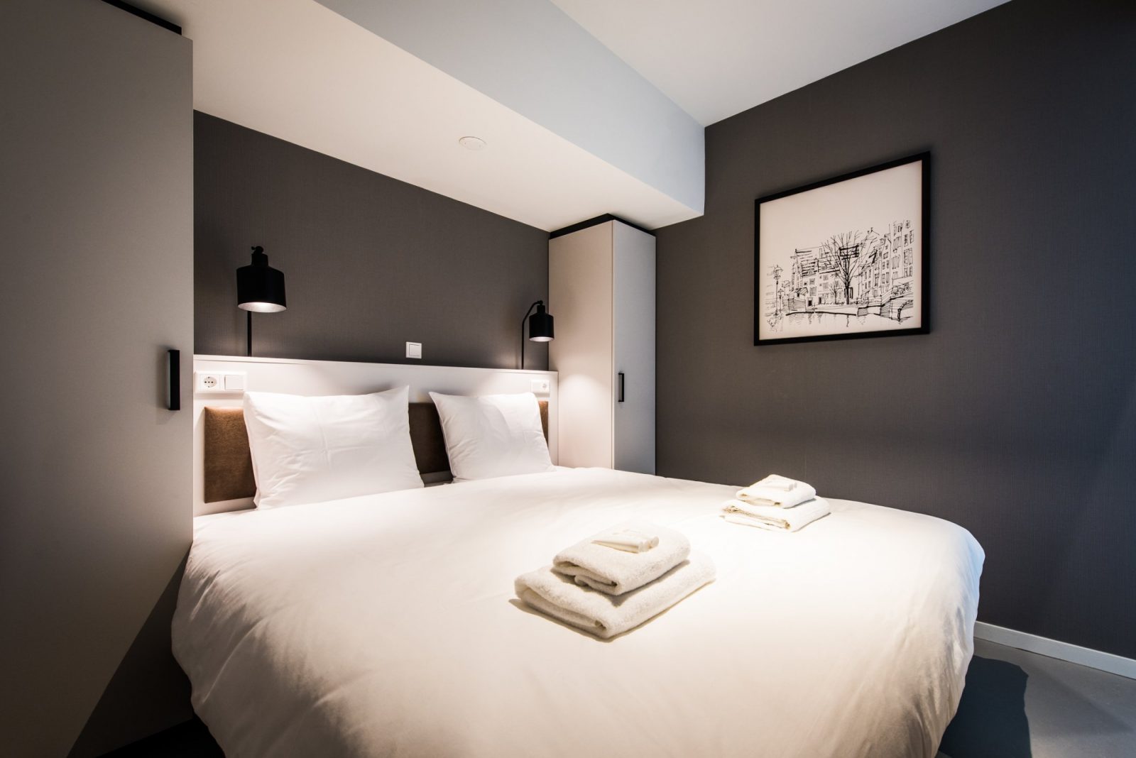 Eastern Docklands Serviced Apartment Amsterdam One-Bedroom Bedroom