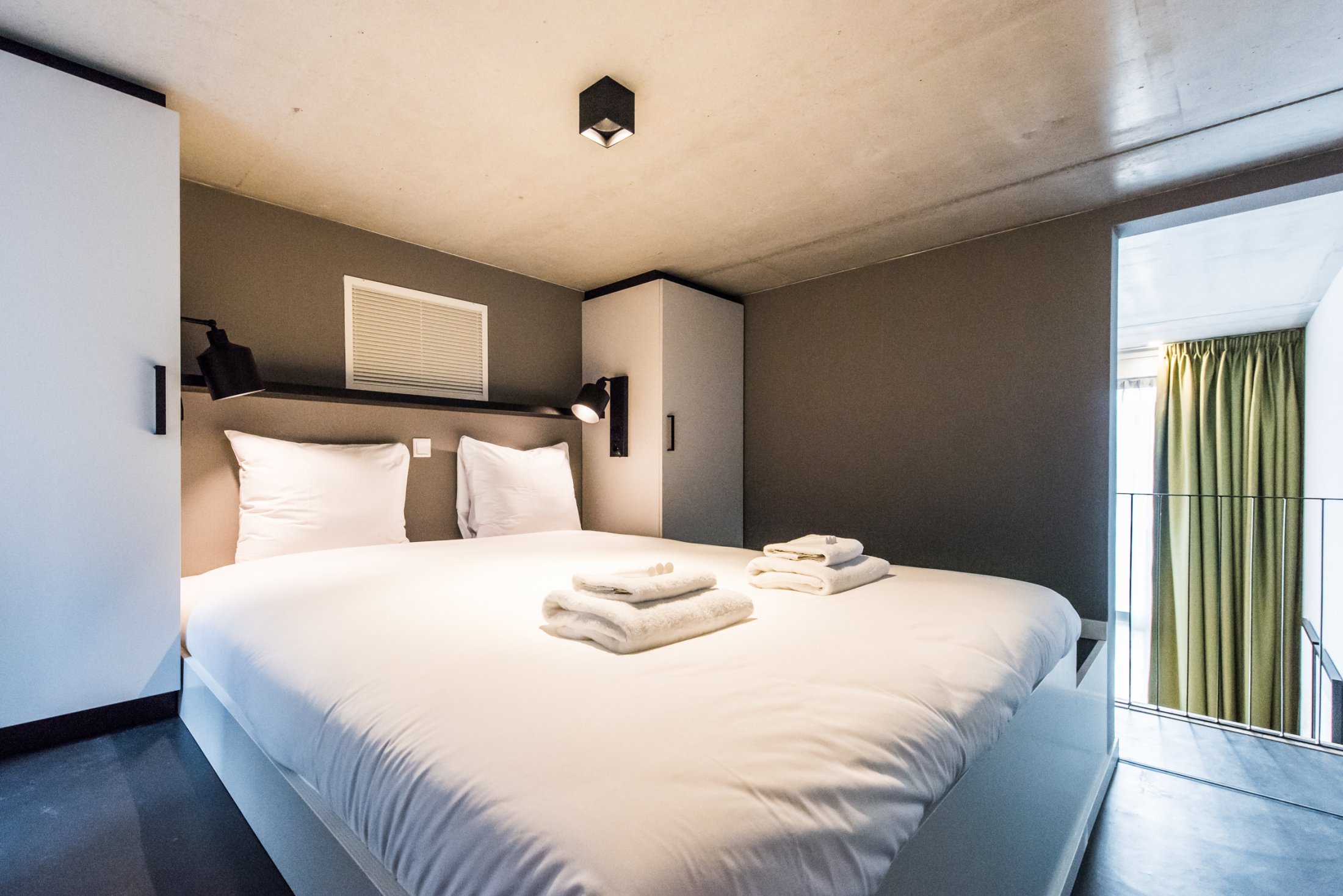 Eastern Docklands Apartment Amsterdam One-Bedroom Wheelchair Bedroom