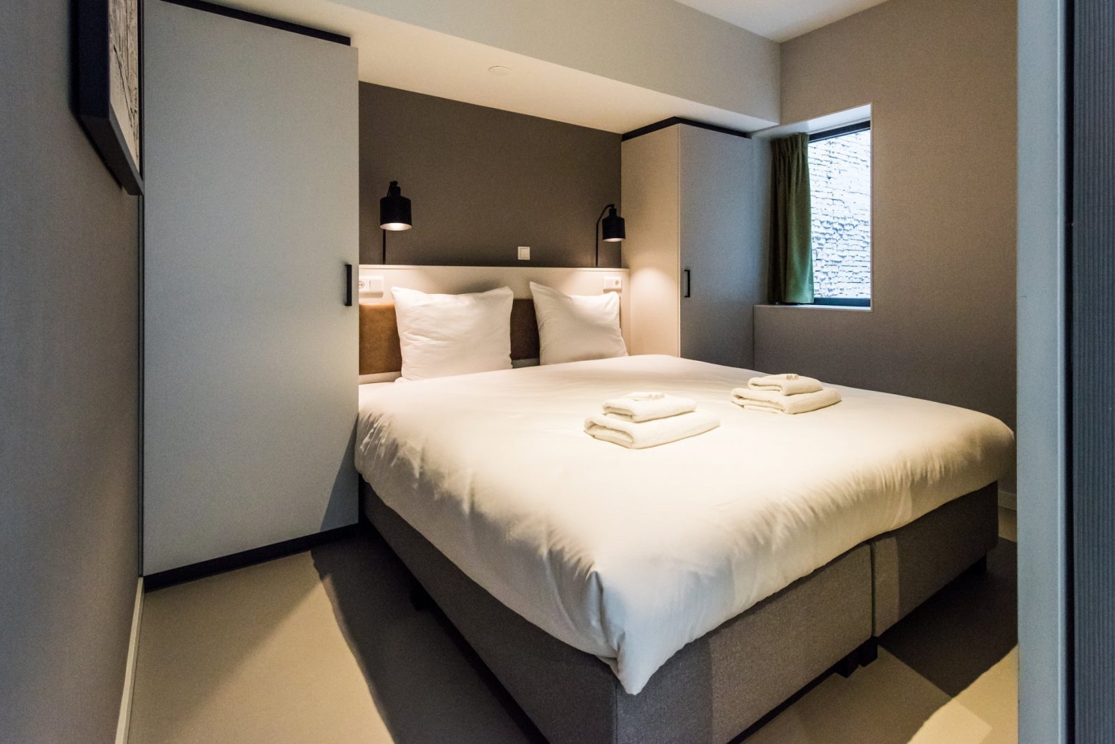 Eastern Docklands Apartment Amsterdam One-Bedroom Wheelchair Bedroom