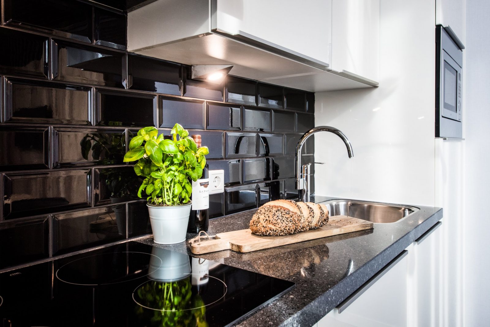 Eastern Docklands Serviced Apartment Amsterdam One-Bedroom Kitchen