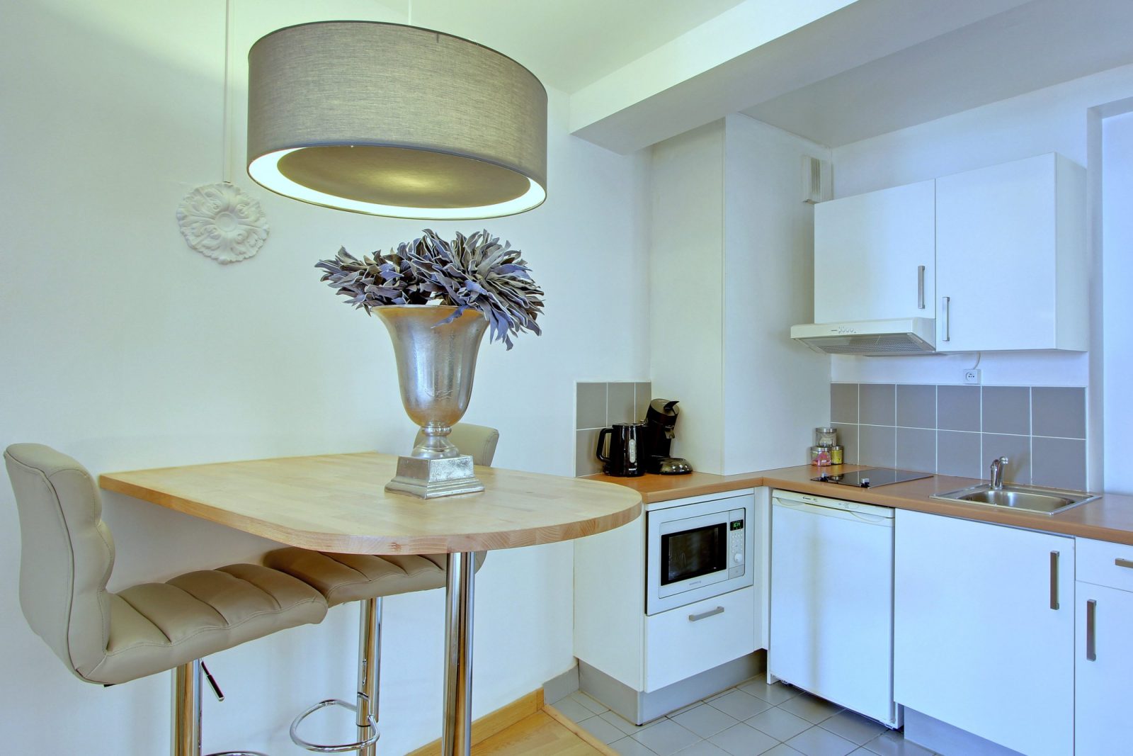 Studio Twin beds (2 adults) - Short Stay Group