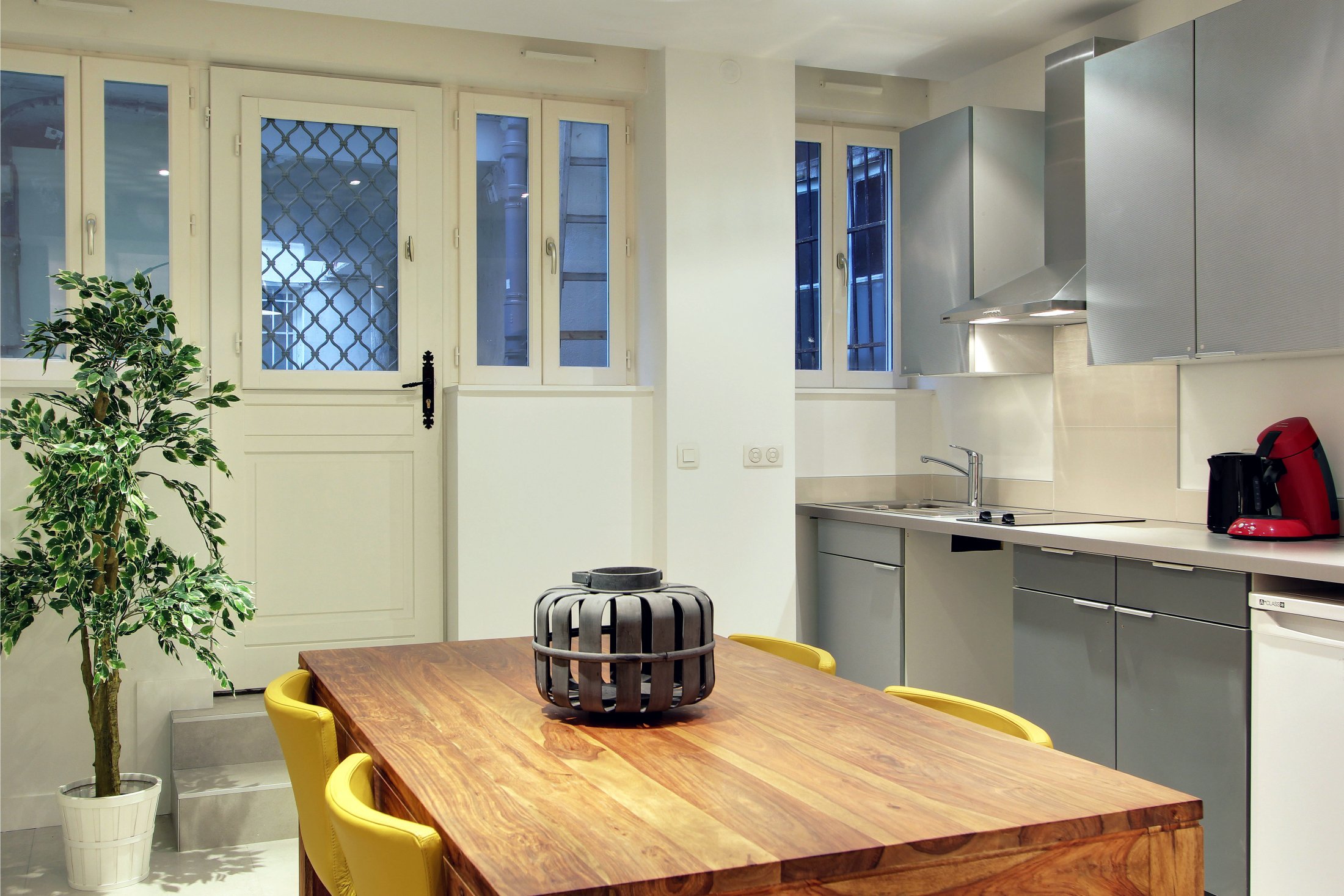 Museum View Serviced Apartment Paris 1-Bedroom Kitchen