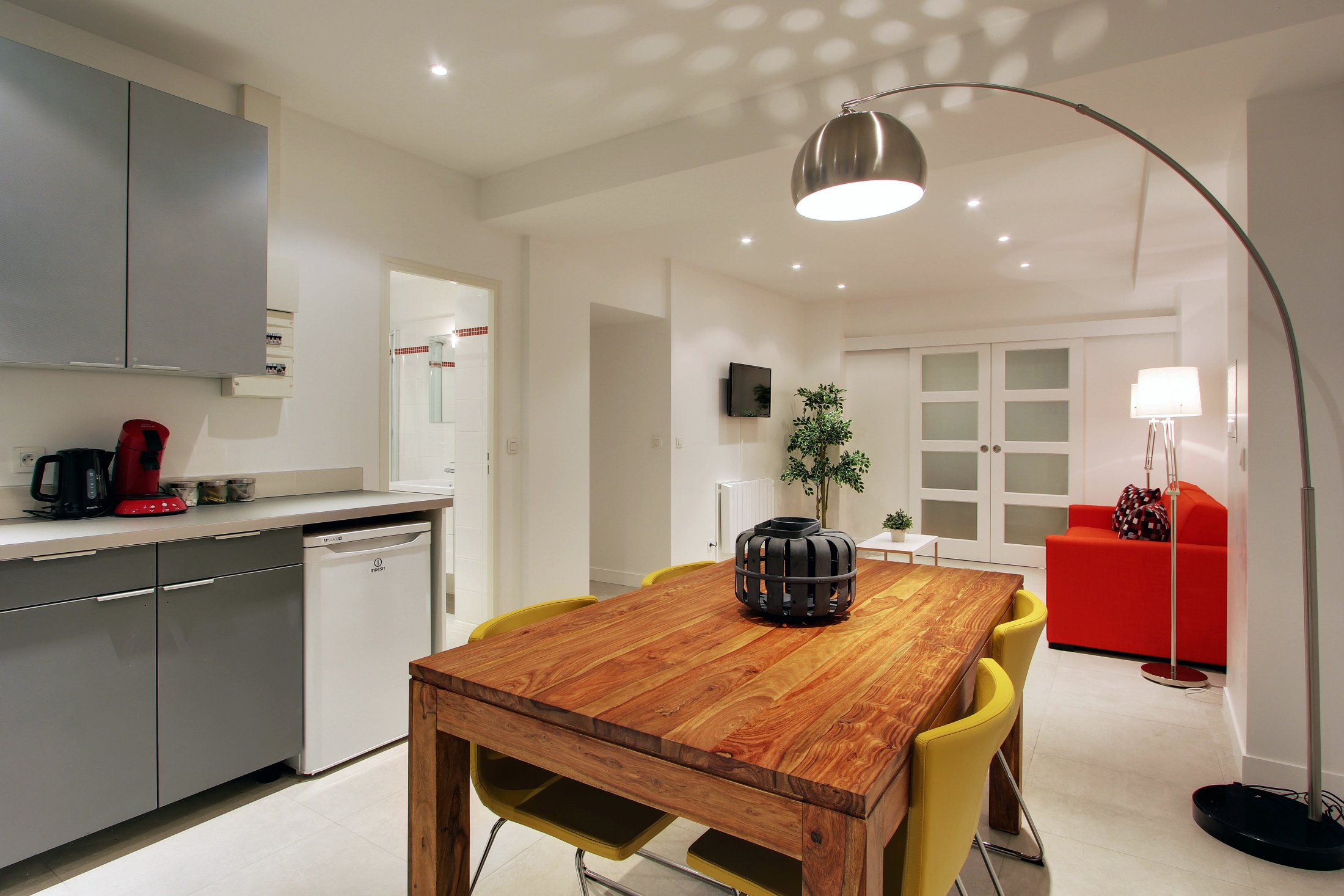 Museum View Serviced Apartment Paris 1-Bedroom Kitchen