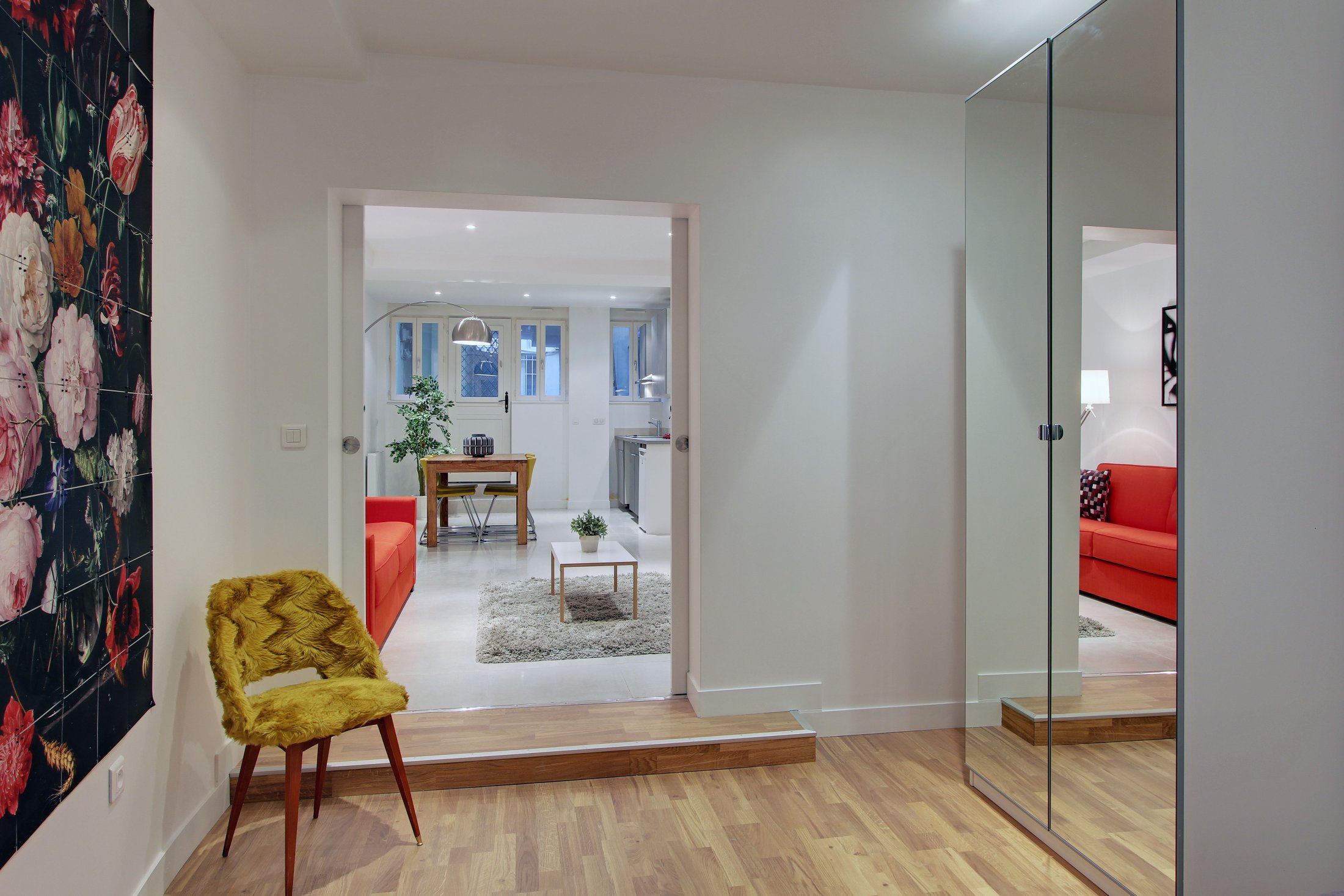 Museum View Serviced Apartment Paris 1-Bedroom Living Room