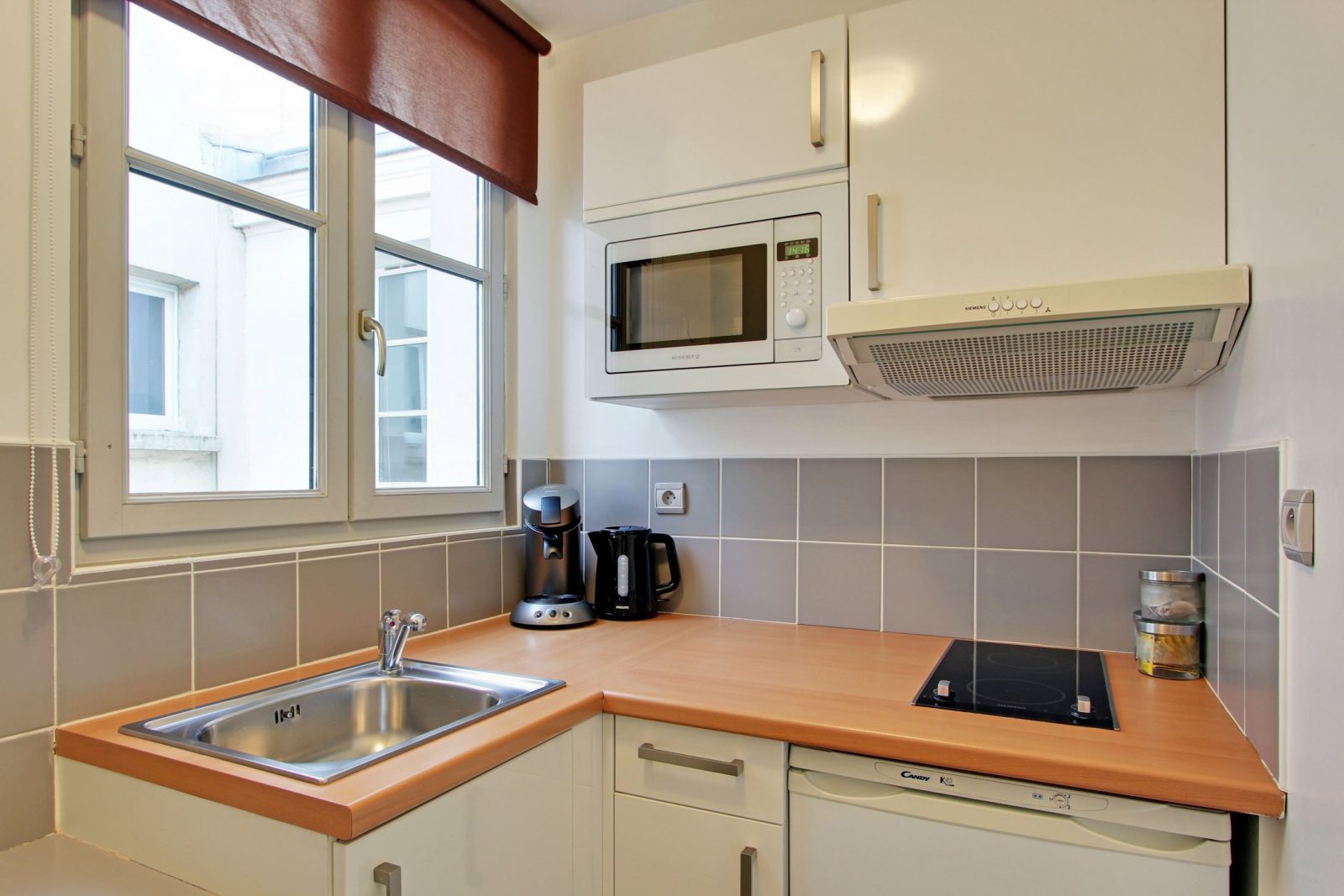 Museum View Serviced Apartment Paris Studio Deluxe Kitchen