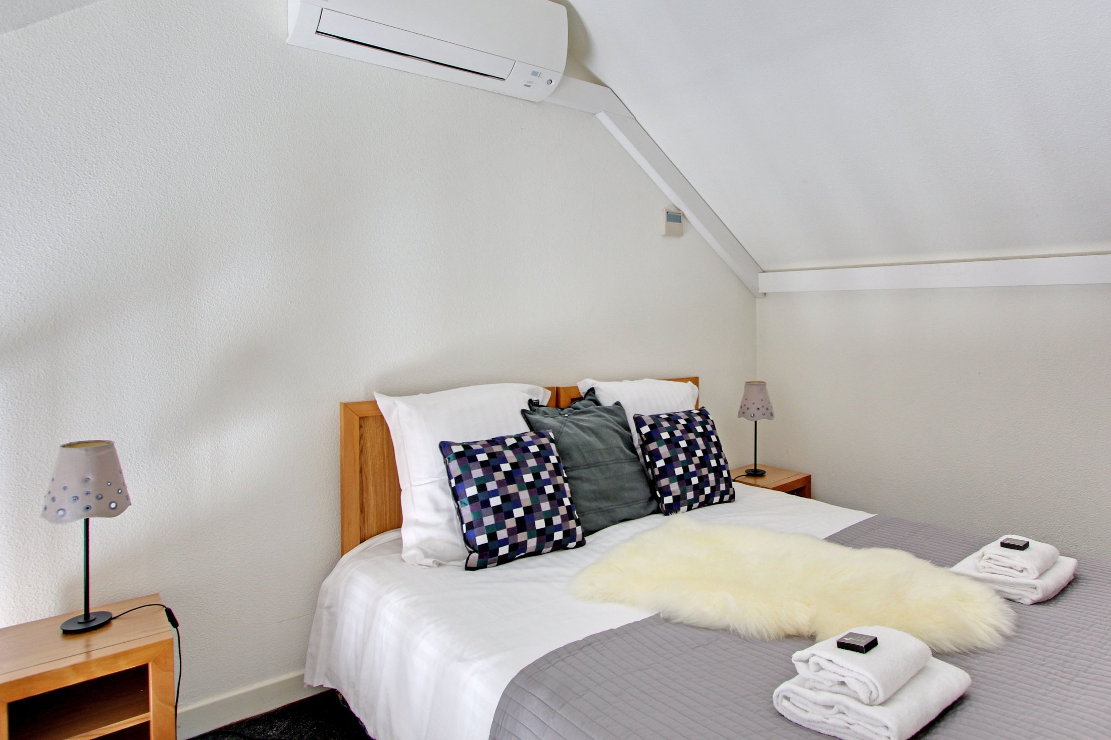 Residence Les Lilas Serviced Apartment Paris Studio Mezzanine Bedroom