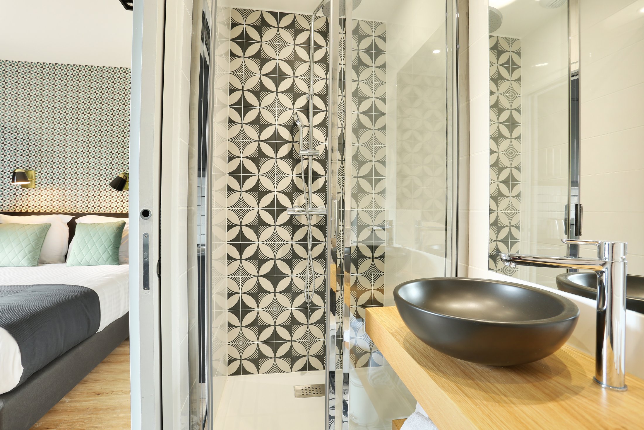 Eiffel Village Serviced Apartment Paris Studio Bathroom