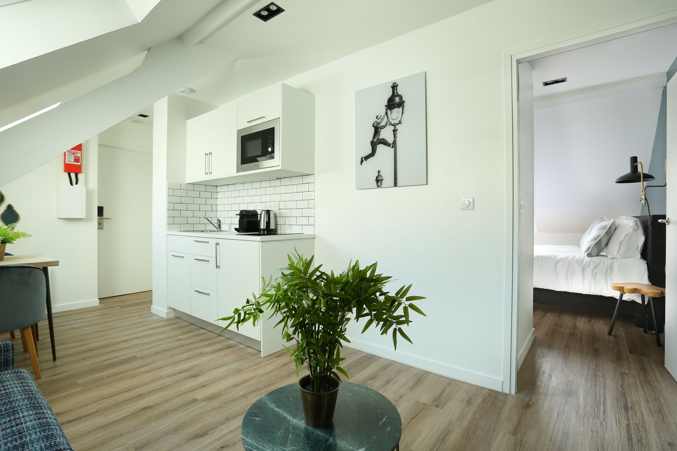 Eiffel Village Serviced Apartment Paris One-Bedroom Living Room