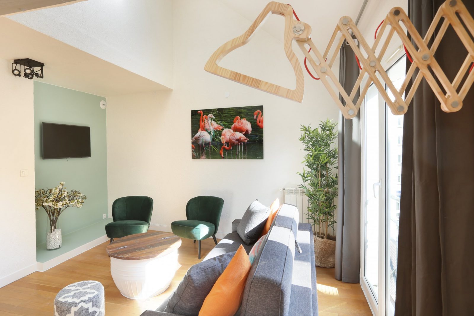 Residence Les Lilas 2-Bedroom Serviced Apartment Paris
