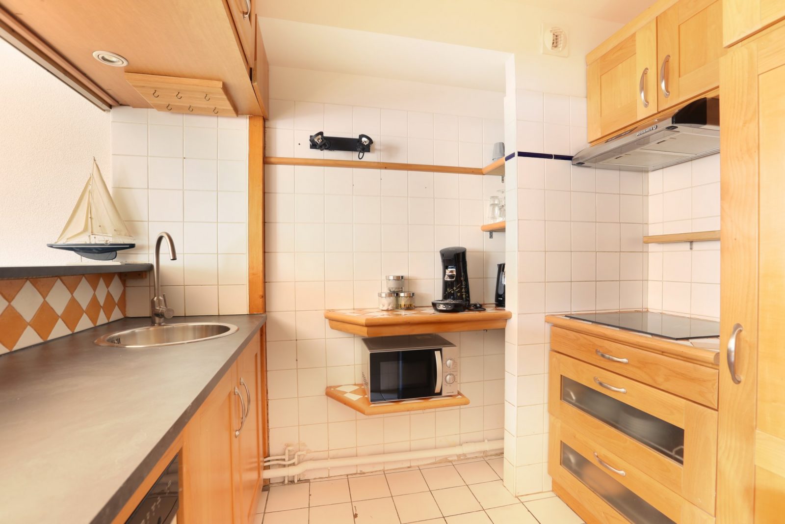 Residence Les Lilas 2-Bedroom Serviced Apartment Paris