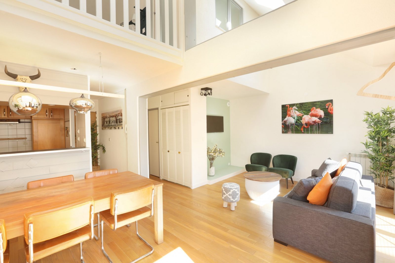 Residence Les Lilas 2-Bedroom Serviced Apartment Paris