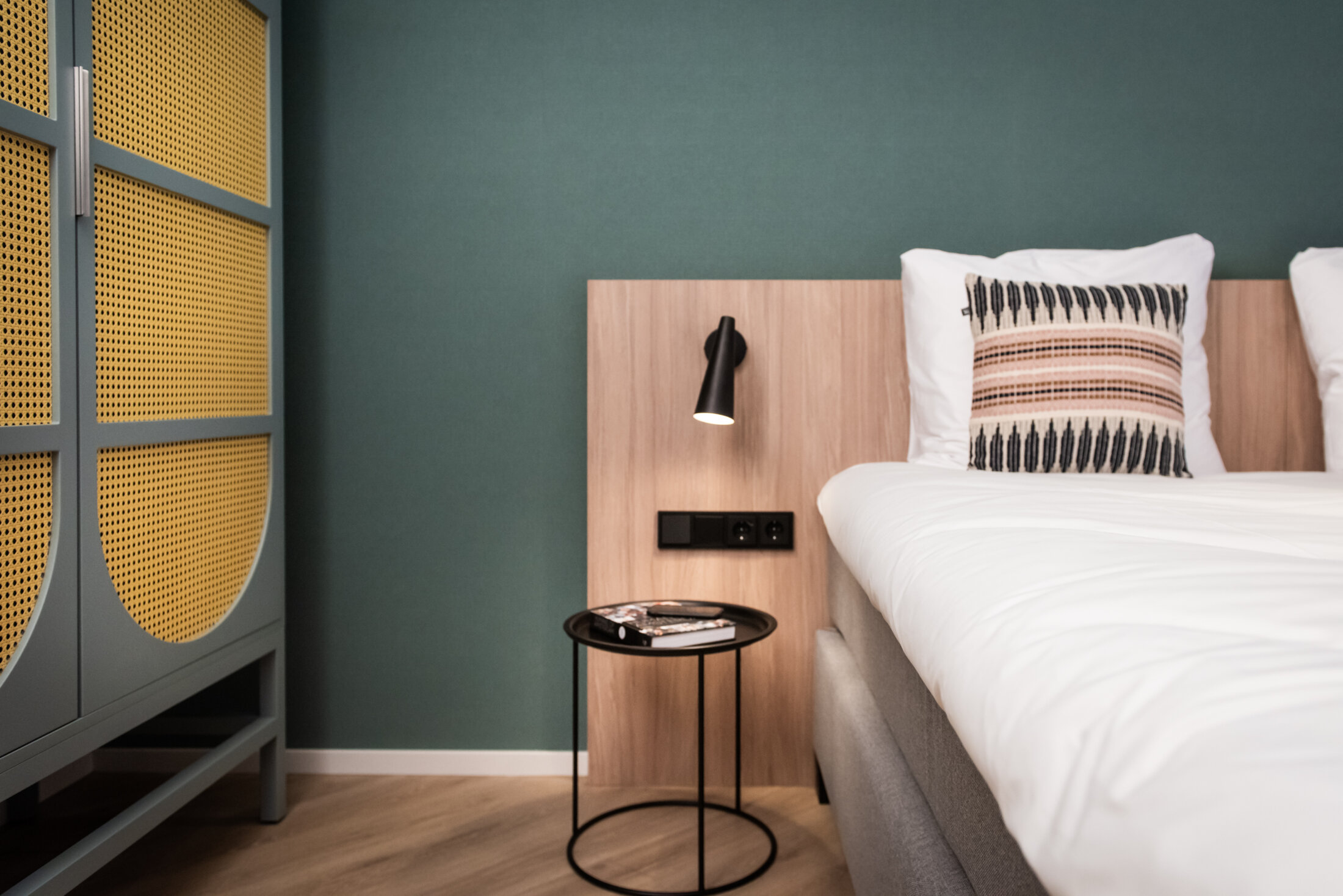 One-bedroom Comfort Breeze – Yays Entrepothaven Apartments Amsterdam (19) – detail 4