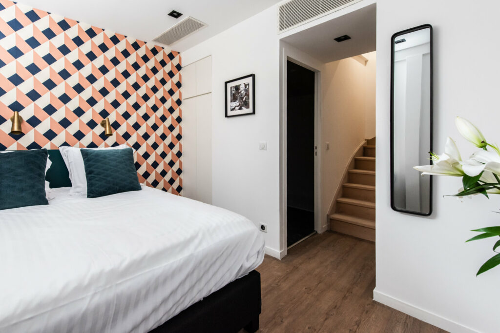 Duplex One-bedroom Apartment Essential