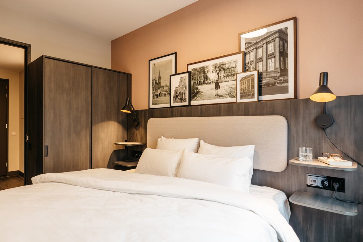 YAYS Den Haag Malieveld, One-Bedroom Comfort, Bedroom