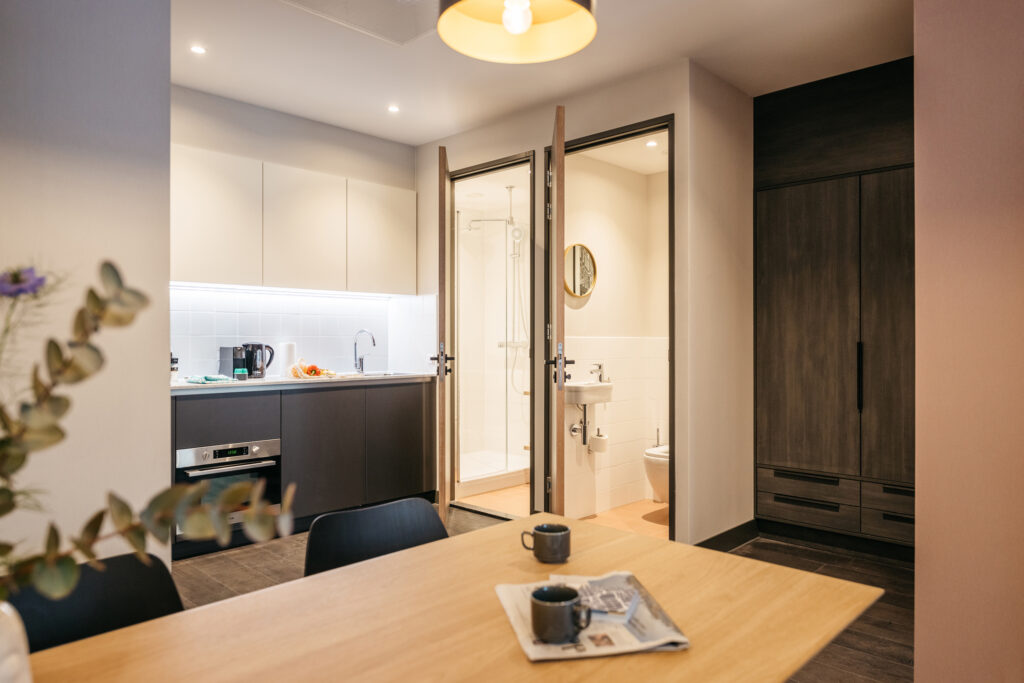 yays-den-haag-malieveld-two-bedroom-kitchen-2