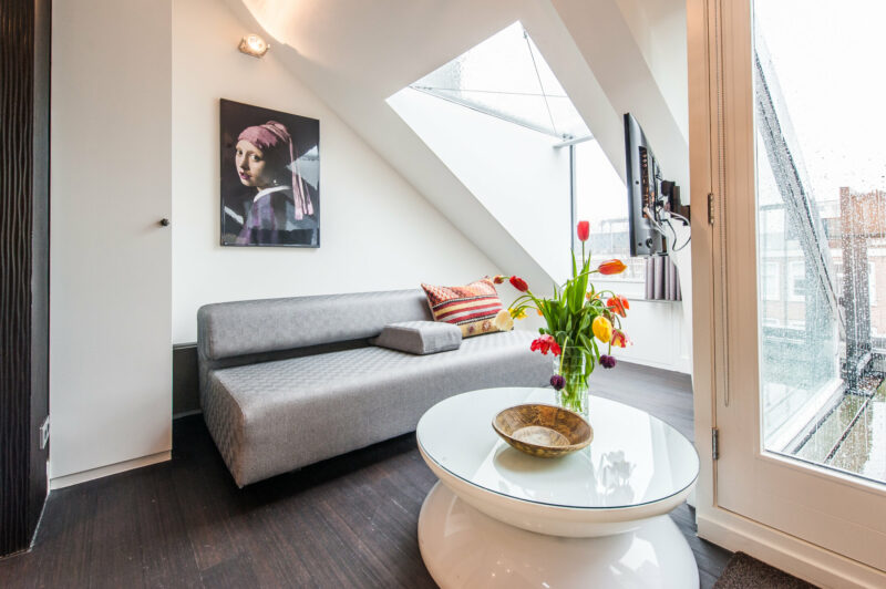 East Quarter Studio with balcony X Serviced Apartment Amsterdam