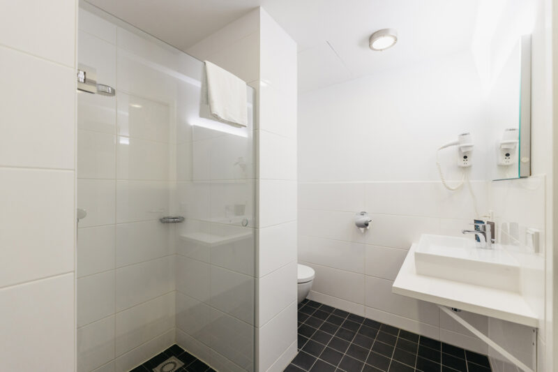 Yays Zoutkeetsgracht Aparthotel, One-Bedroom Type, Bathroom