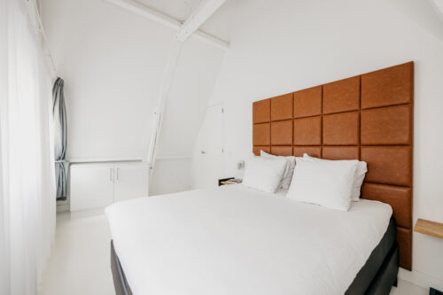 Yays Zoutkeetsgracht Aparthotel, One-Bedroom Type, Master Bedroom