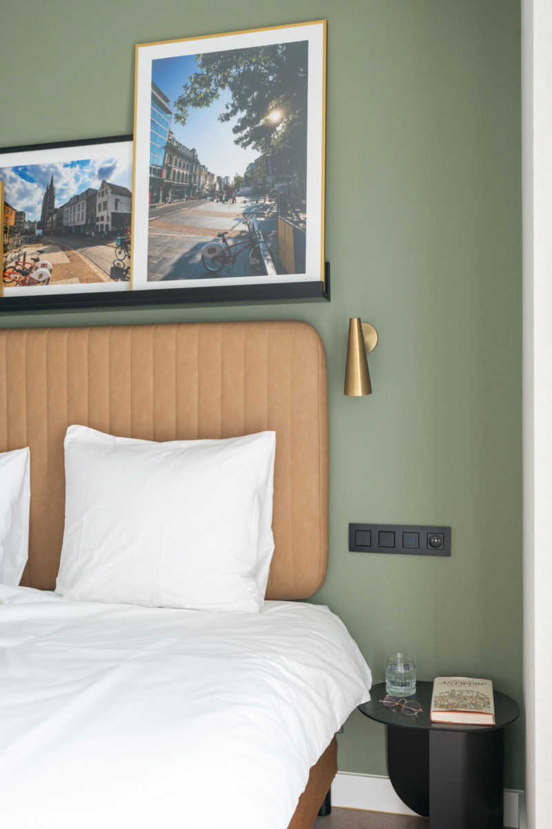 yays-antwerp-opera-one-bedroom-2-bed-detail-2