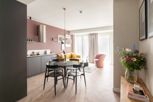 yays-antwerp-opera-one-bedroom-comfort-4-full-view