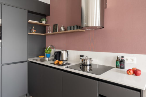 yays-antwerp-opera-one-bedroom-comfort-4-kitchen