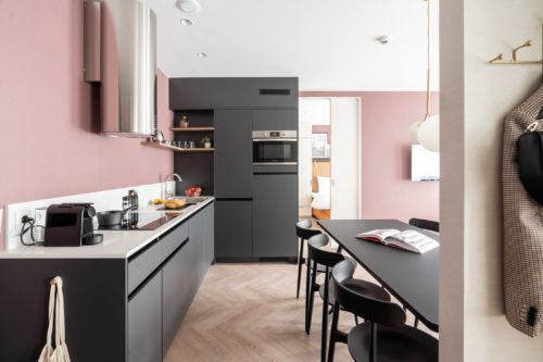 yays-antwerp-opera-two-bedroom-6-WA-kitchen-area