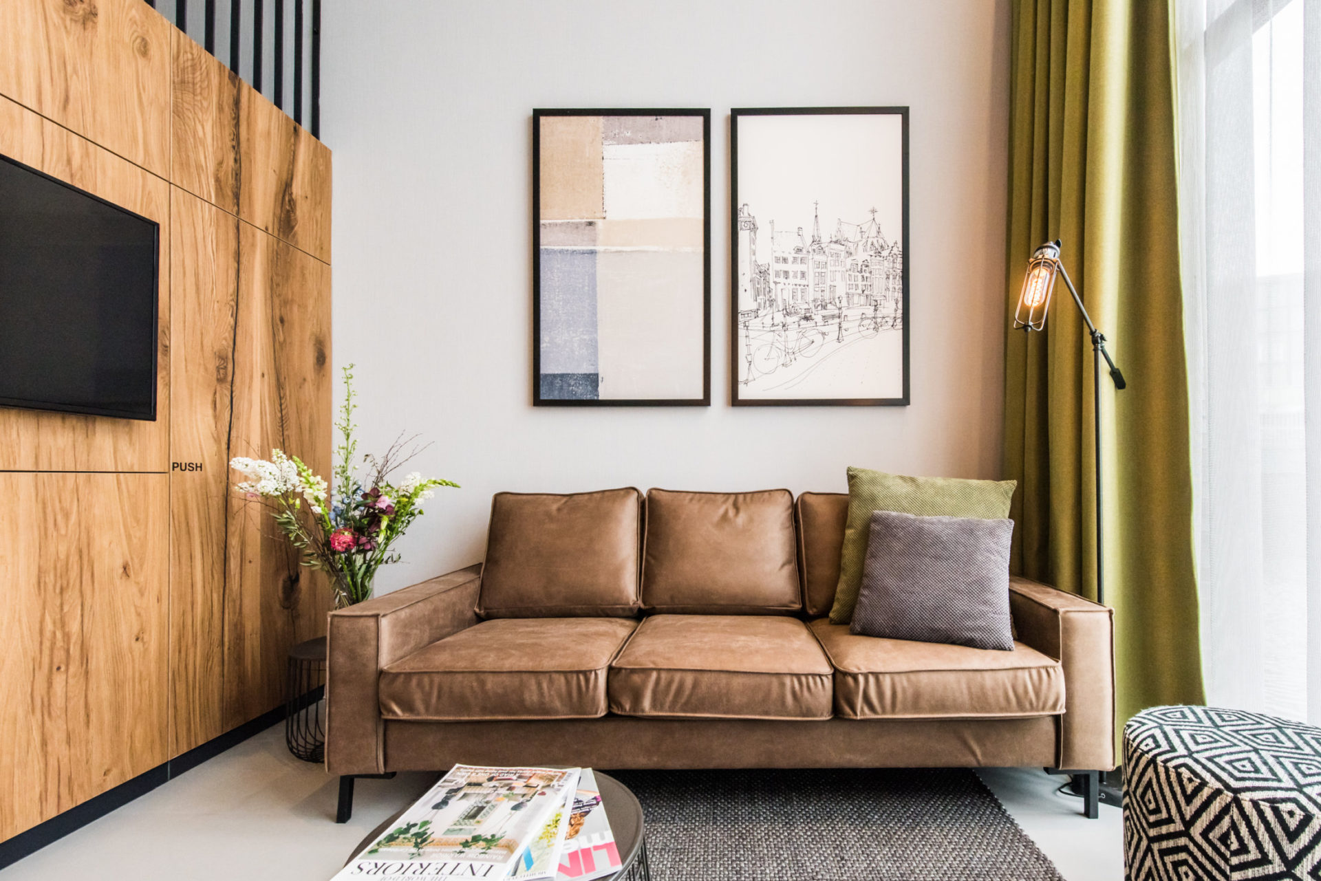 yays-amsterdam-east-one-bedroom-4-sofa