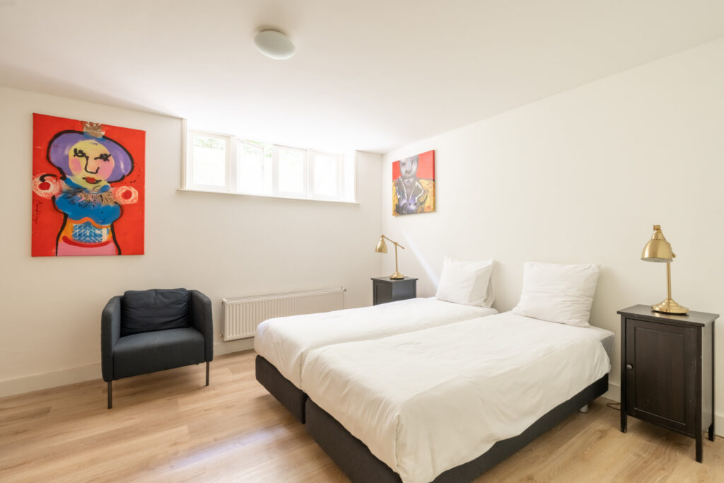 AMS-Dockside-Flats-2b-bedroom-2